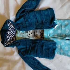 3 piece outfit XOXO girls-2T zipper hoodie jacket, shirt and pants